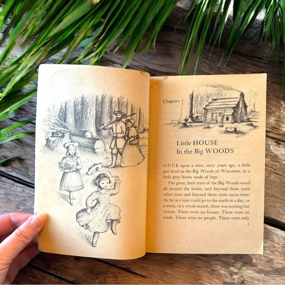 VINTAGE Little House on the Prairie - Set of 3 Paperbacks - Picture 6 of 16